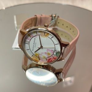 Olivia Burton
Tea Party Demi Dusty Pink and Rose Gold Watch